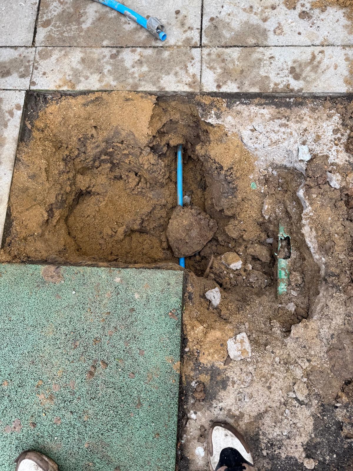 Moling project 2 — MDPE pipe connection